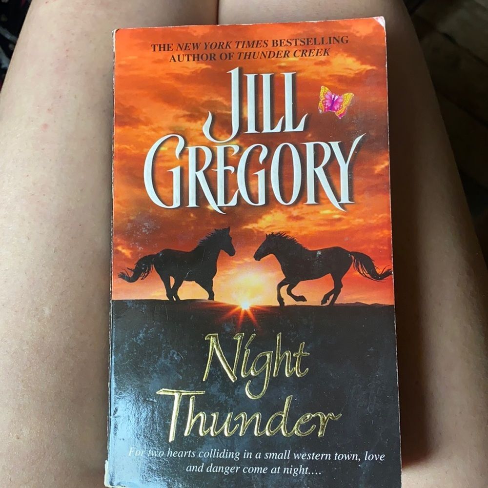 Night Thunder by Jill Gregory